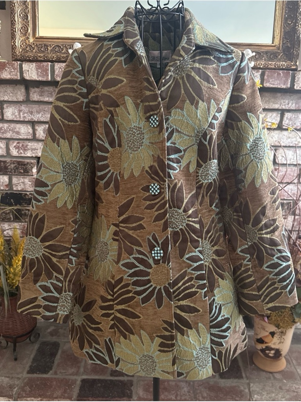 Vintage 3 Sisters Women’s Brown Brocade Floral Rhinestone Button Blazer Coat